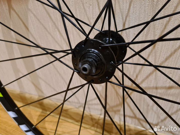 Колесо переднее 26 Shimano MT15