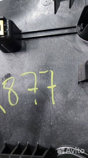 Обшивка стойки передней задняя правая Dodge Ram