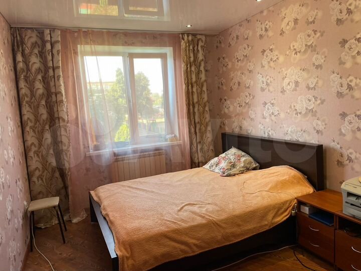 4-к. квартира, 77 м², 1/3 эт.