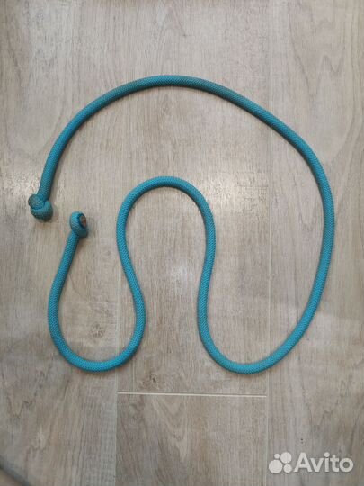 Гимнастическая скакалка, длина 166 см