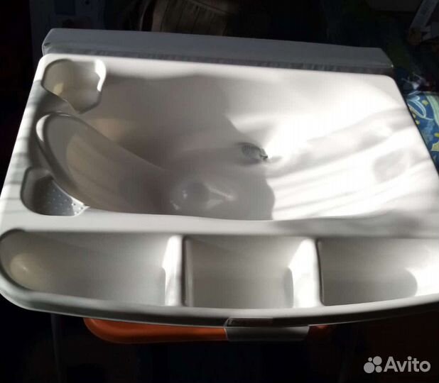 Пеленальный столик и ванночка Prenatal