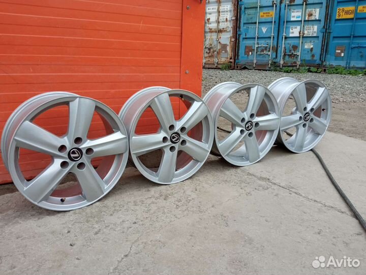 Диски на Lexus r18