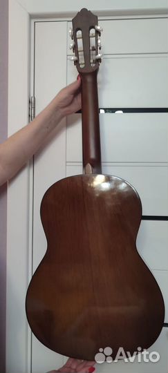 Гитара yamaha CS40 с водонепроницаемым чехлом