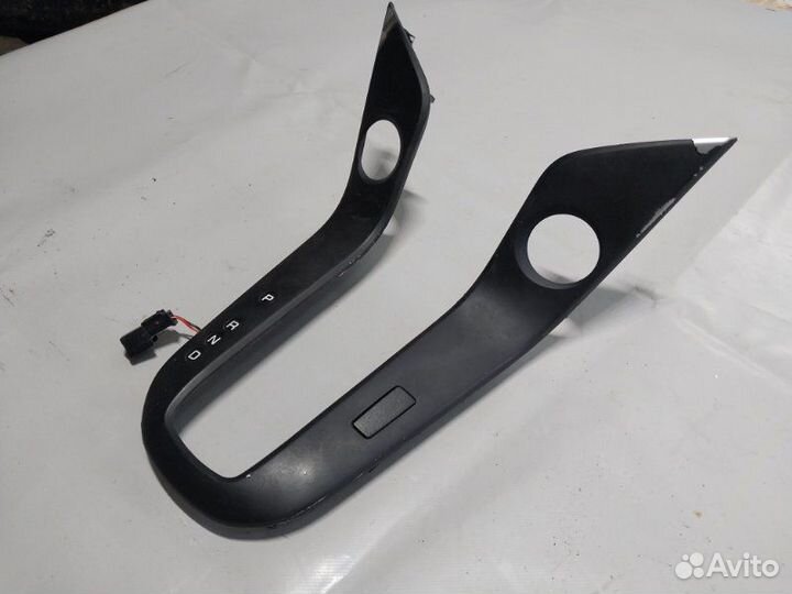 Накладка на торпедо центральный Chevrolet Cruze