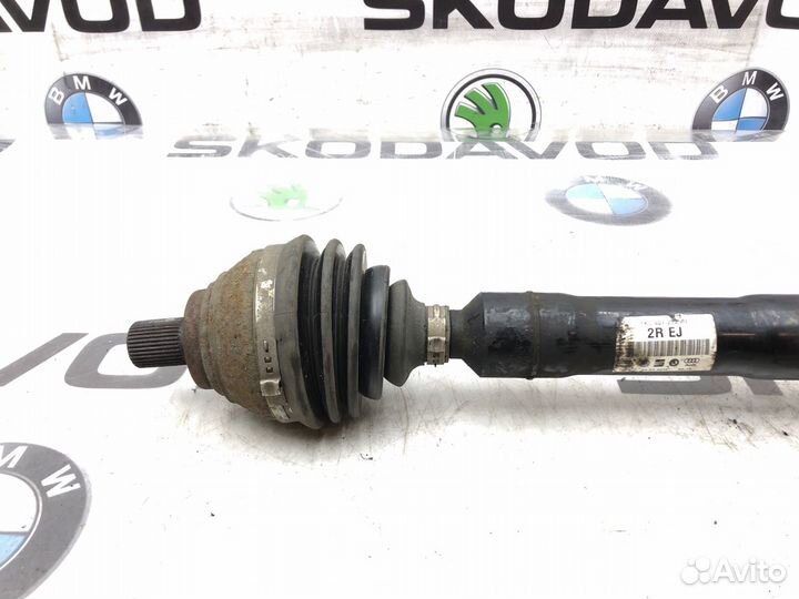 Привод МКПП передний правый Skoda Octavia Rs A5