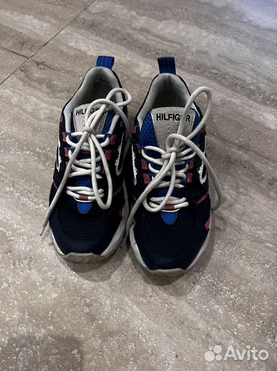 Кроссовки tommy hilfiger 36