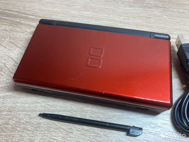 Nintendo DS Lite