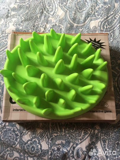 Миска д/медленного кормления животных