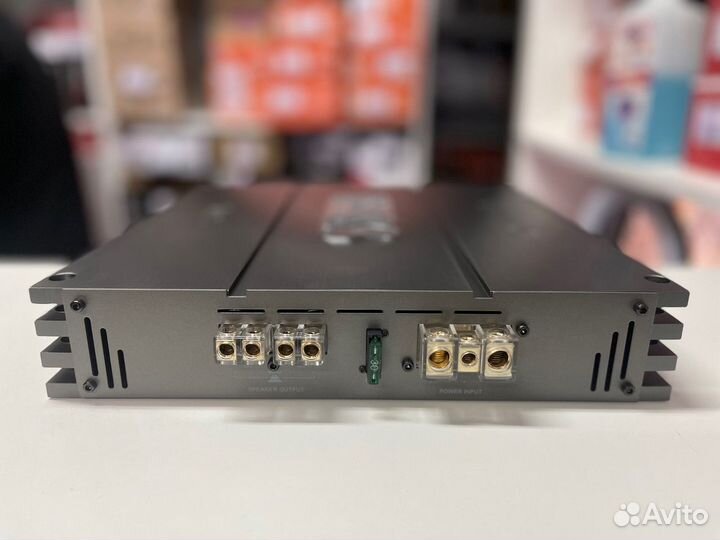 2-канальный усилитель Helix DB TWO