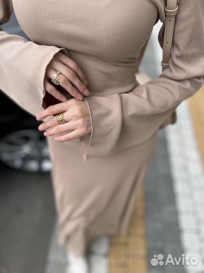 Вечернее платье в пол