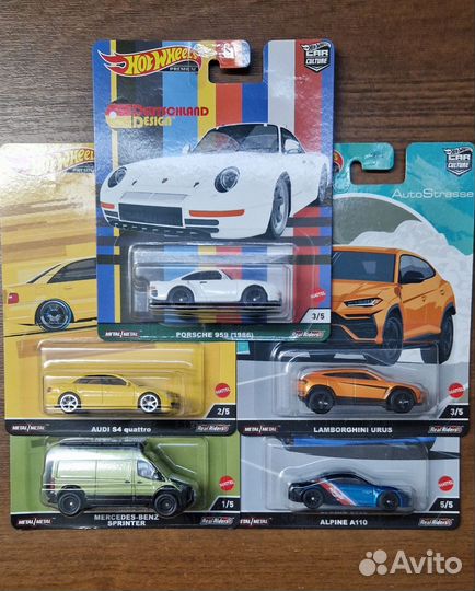 Коллекционные машинки HotWheels Premium