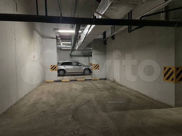 Машиноместо, 18 м²