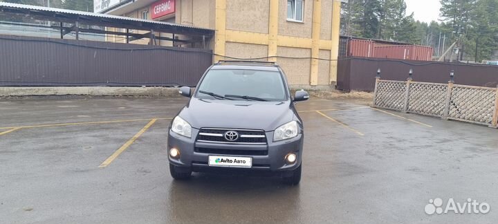 Toyota RAV4 2.0 AT, 2009, 240 000 км