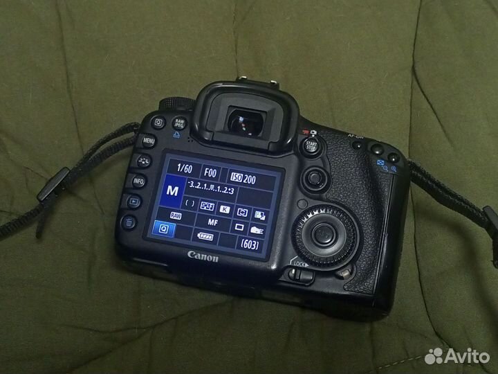 Canon EOS 7D