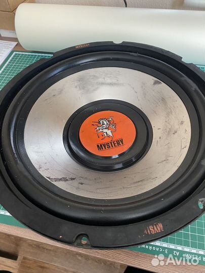 Динамик для сабвуфера