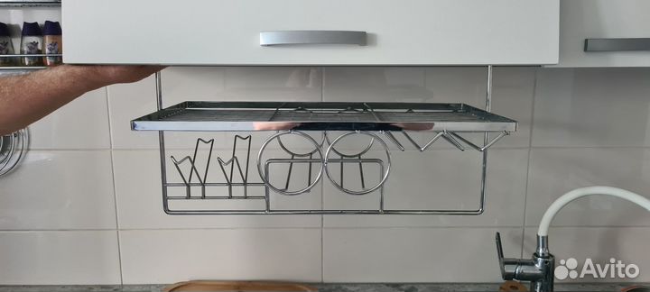 Подвесная барная полка