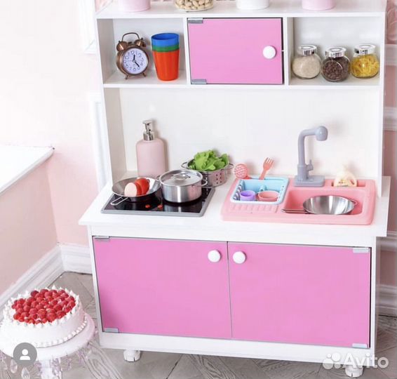 Детская игрушечная кухня с водой