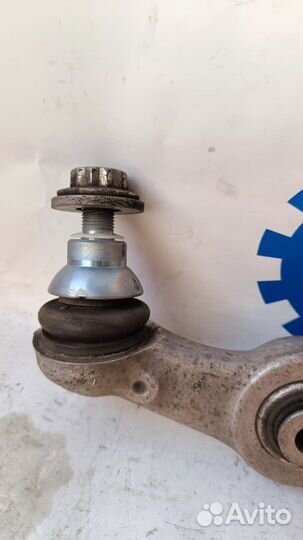 Mercedes W205 14- Рычаг передний левый нижний