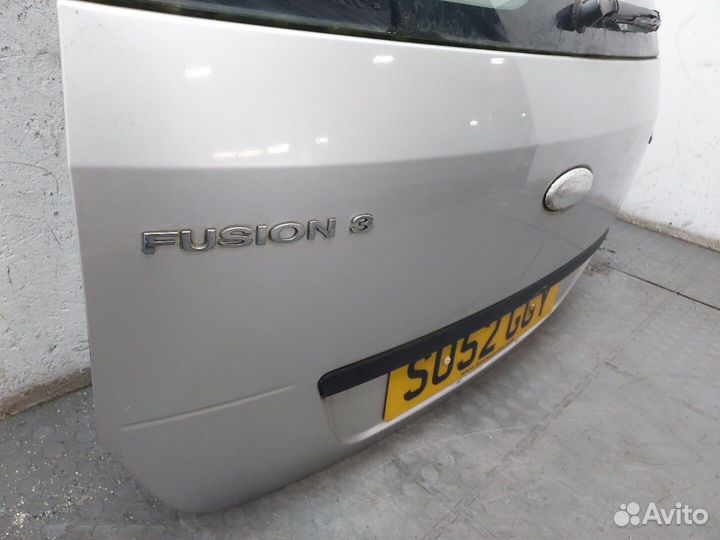 Крышка багажника Ford Fusion, 2003