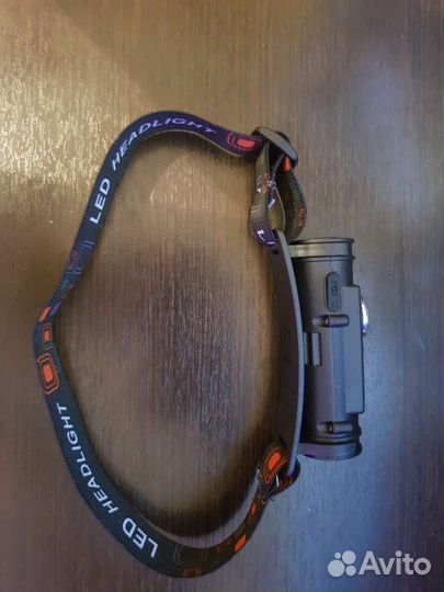 Налобный фонарь с магнитом сбоку
