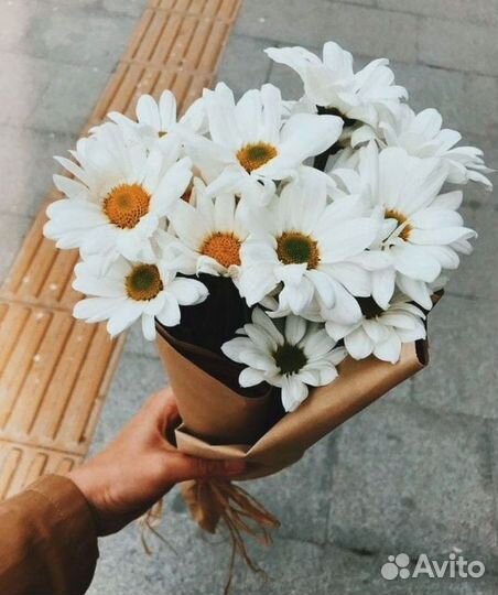 Букет с ромашками