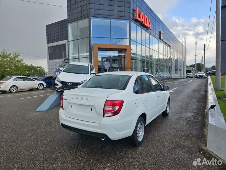 LADA Granta 1.6 МТ, 2024