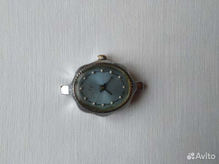 Часы наручные