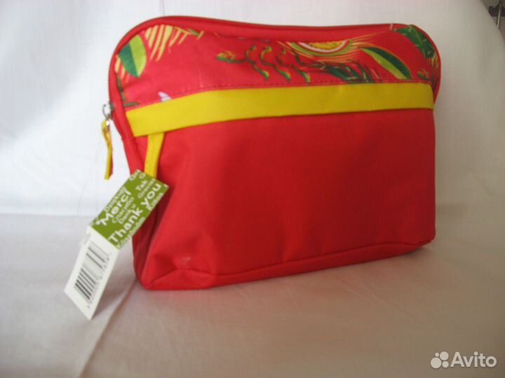 Косметички на подарок к празднику