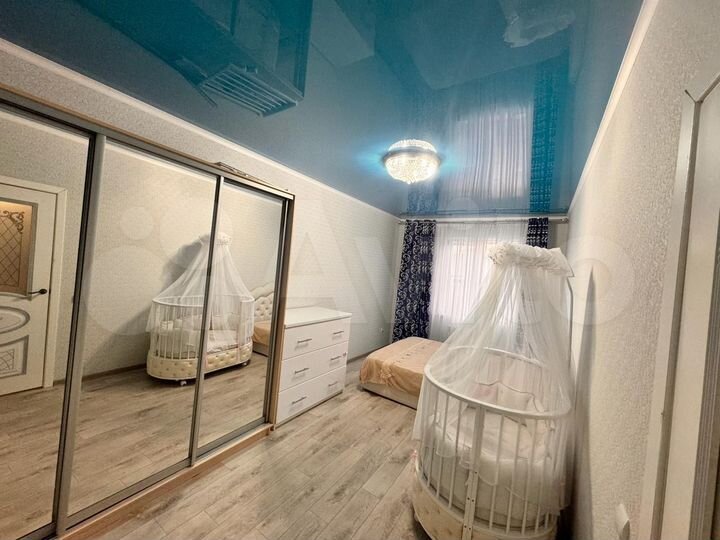 3-к. квартира, 83 м², 1/2 эт.