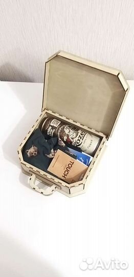 Коробка подарочная.гравировка по желанию +50р