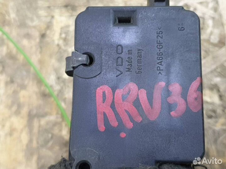 Сервопривод лючка бензобака Land Rover