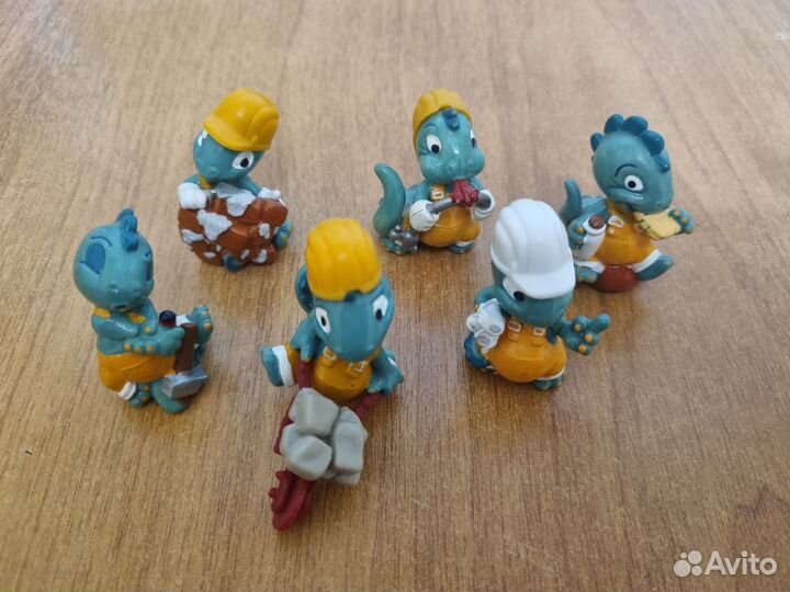 Игрушки из киндера 90х