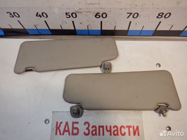 Козырек Renault Logan 2011 г
