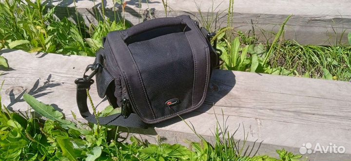 Зеркальный фотоаппарат