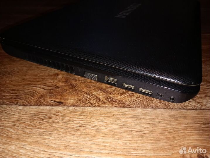 Ноутбук Toshiba i3