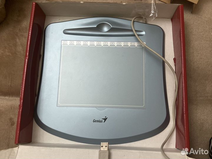 Графический планшет Genius G-Pen 560