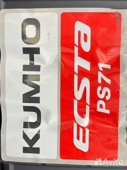 Kumho Ecsta PS71 235/40 R19 96Y
