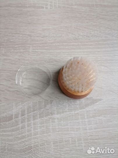 Щеточка для лица