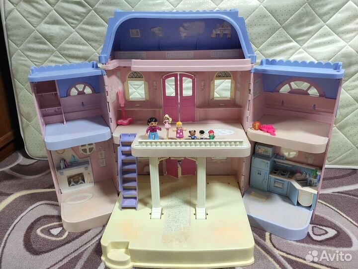 Домик кукольный