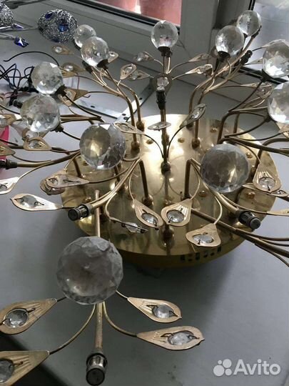 Люстра большая