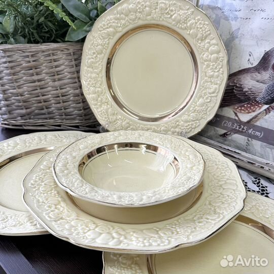 Антикварные тарелки и миски Crown Ducal
