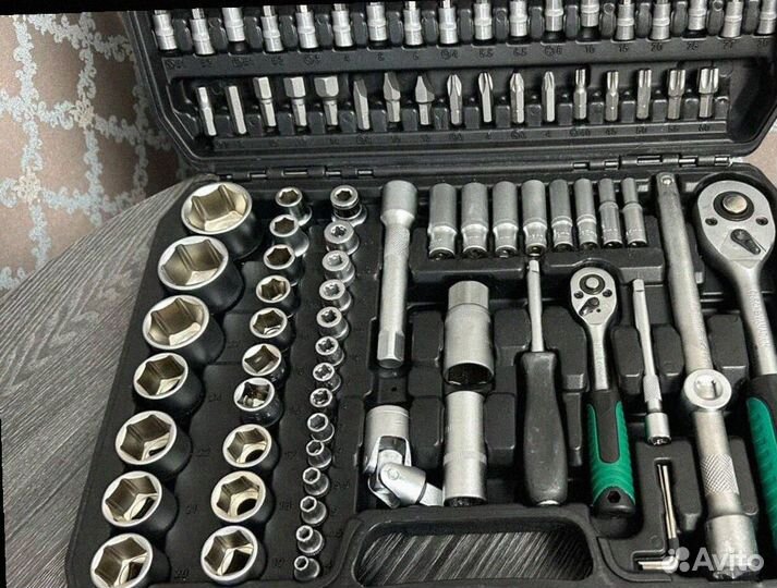 Набор инструментов новый