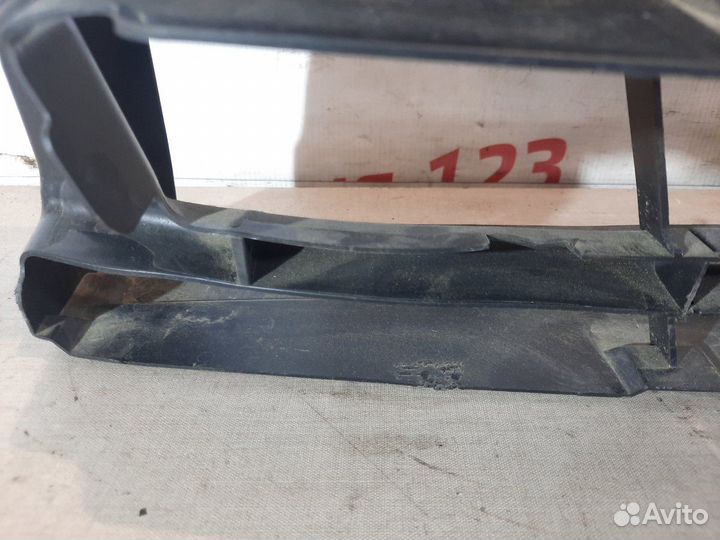 Воздуховод радиатора Bmw 335 F30 N55B30A-M230 2012