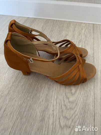 Туфли бальные 38