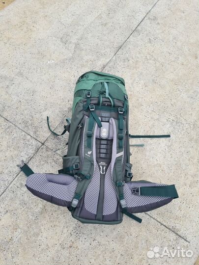 Рюкзак Deuter Aircontact Lite 50+10 green