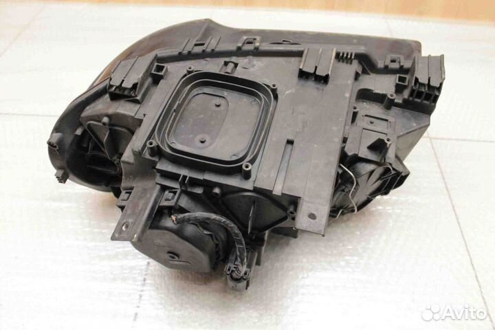 Фара правая BMW X3 E83 2003-2010