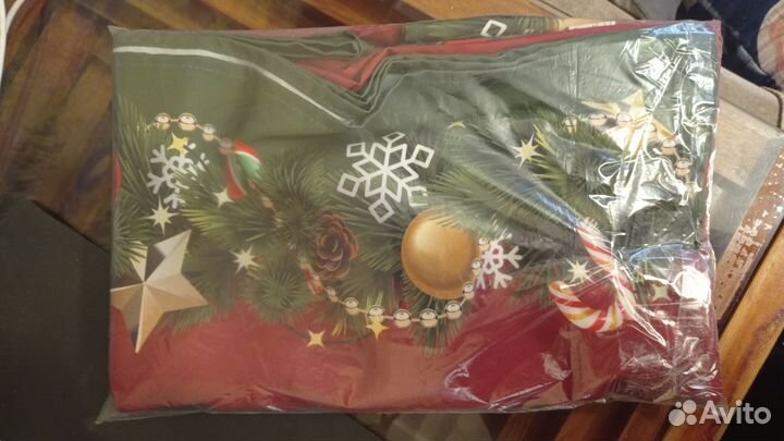 Скатерть на новогодний стол 180 на 145