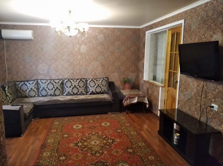2-к. квартира, 52 м², 1/5 эт.