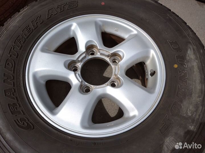 Land Cruiser 100 диски R16 + 275/70R16 Dunlop