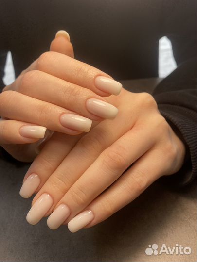 Маникюр с покрытием, наращивание ногтей